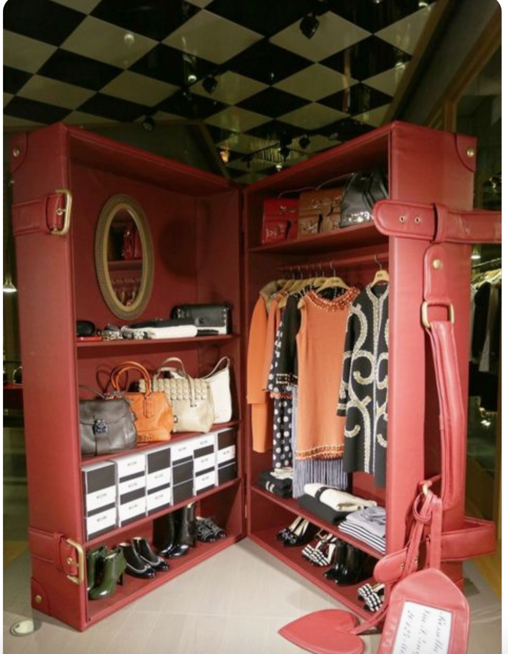 Etagère, Agencement, Maroc, Casablanca, Agadir, Marrakech, Tanger, Rabat, Décorateur, de, magasins, franchises, Décorateur, de, franchise, Concepteur, de, magasins, agencement, équipement, 
